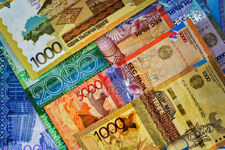 Казахстанцам придется вернуть «депозитные надбавки»