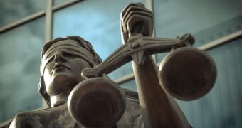 «Разбойное нападение» выдумала продавшая семейное золото жительница Тараза