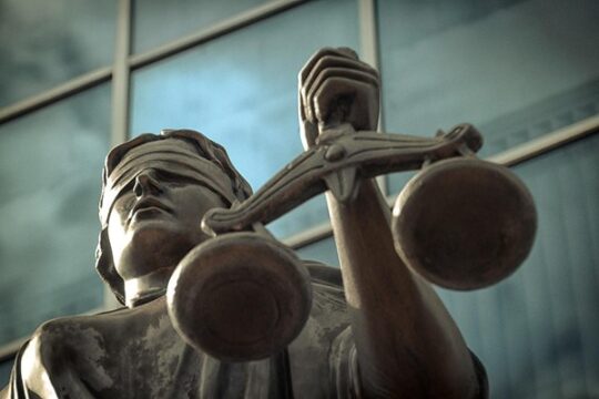 Воскресшая женщина, ДТП жены казахстанского бойца UFC, семейные драмы – судебные слушания