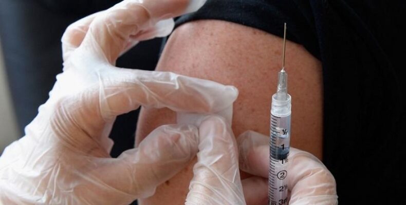 QazCovid-in: первые добровольцы в Таразе привиты отечественной вакциной от коронавируса