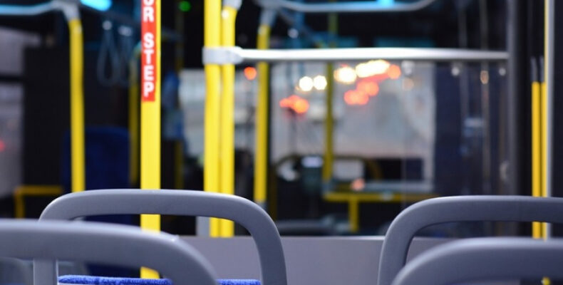 Аким города Тараза «проэкзаменовал» водителей автобусов