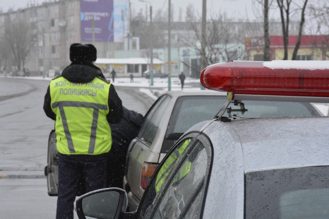 Семь лет без водительских прав и 15 суток ареста – итог «пьяного вождения» жителя Жамбылской области