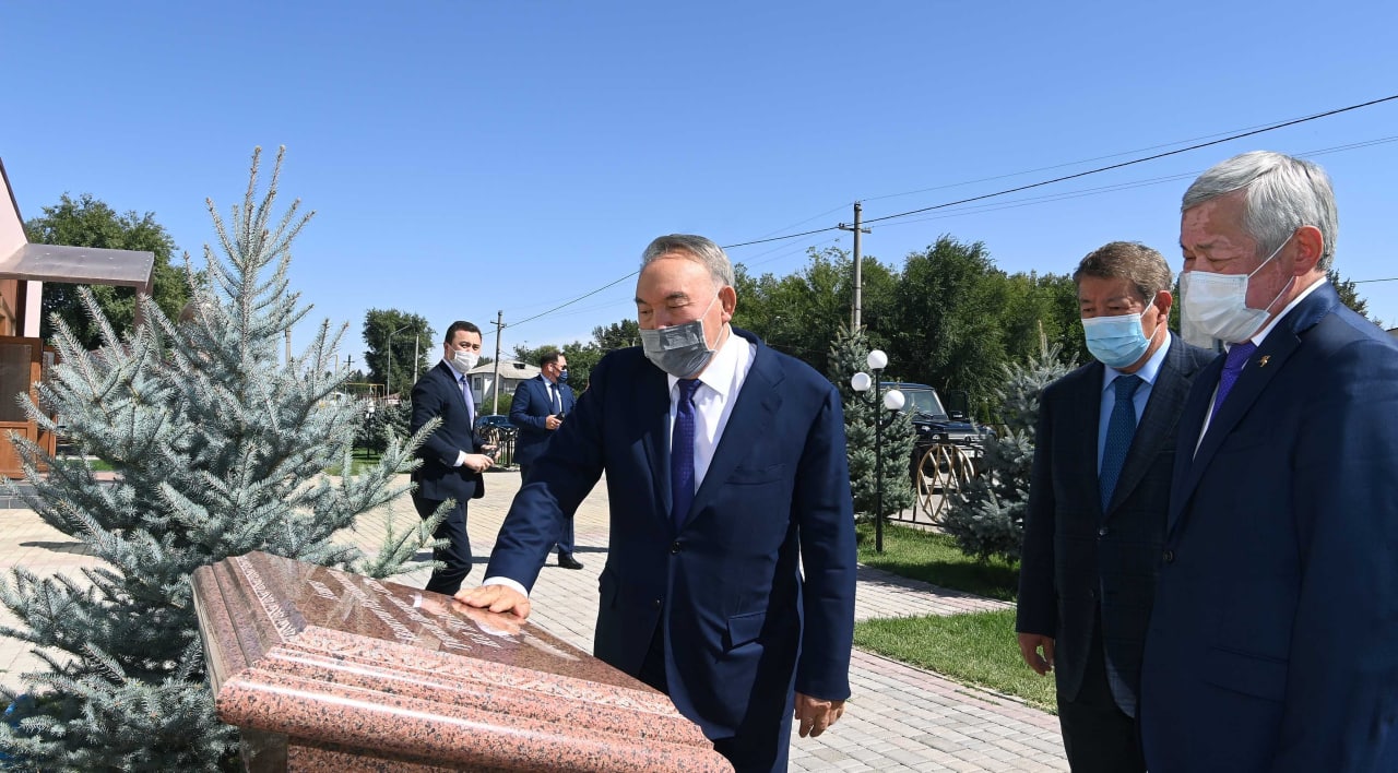 Зачем Нурсултан Назарбаев посетил Жамбылскую область