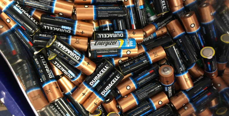 9 млн. тенге за 10 пальчиковых батареек хотели отдать жамбылские чиновники