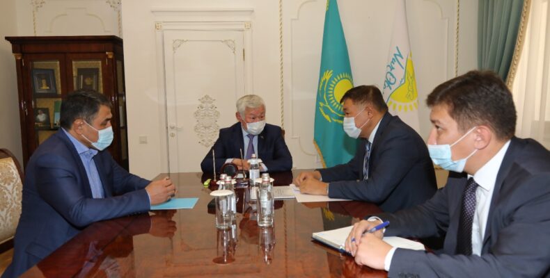 Бердибек Сапарбаев встретился с Чрезвычайным и Полномочным Послом РК в Кыргызстане