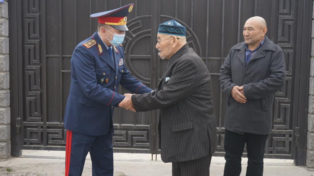 Ветеранов поздравили с Днем благодарности в полиции Жамбылской области
