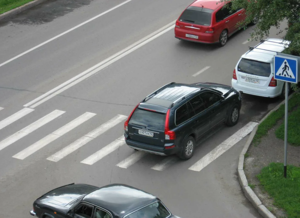 Сообщить о неправильной парковке можно в соцсетях полиции Тараза