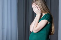 Кордайские врачи рассказали об опасности родов в подростковом возрасте