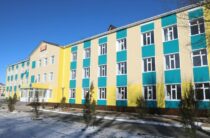 Жесткие меры обещаны подрядчикам за срыв графиков строительства школ в Жамбылской области