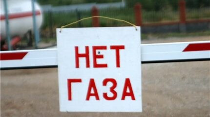 Ураганный ветер сорвал крыши и оставил жителей Жамбылской области без света и газа