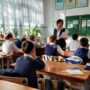 Школьный учитель — О важности казахского языка