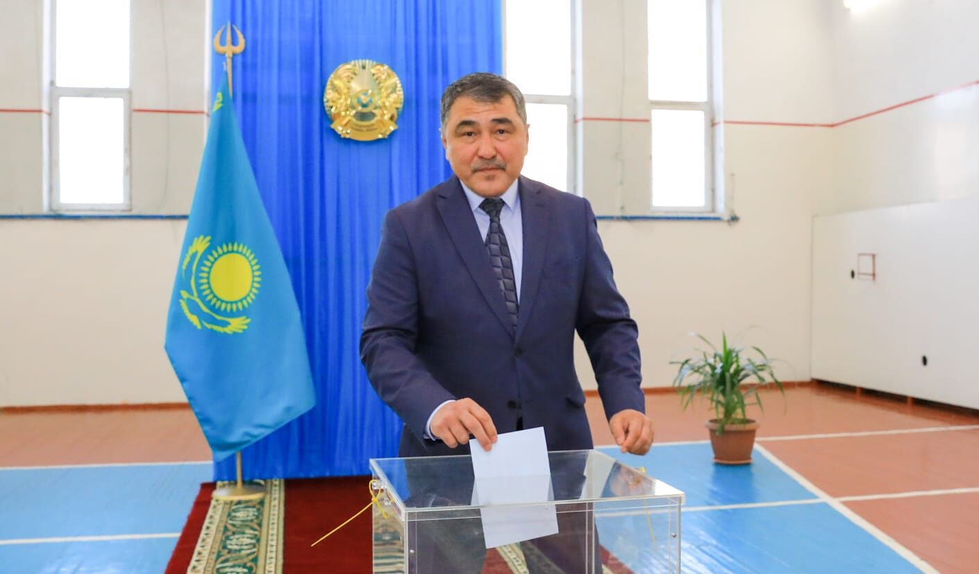 Нуржан Нуржигитов проголосовал на выборах Президента страны