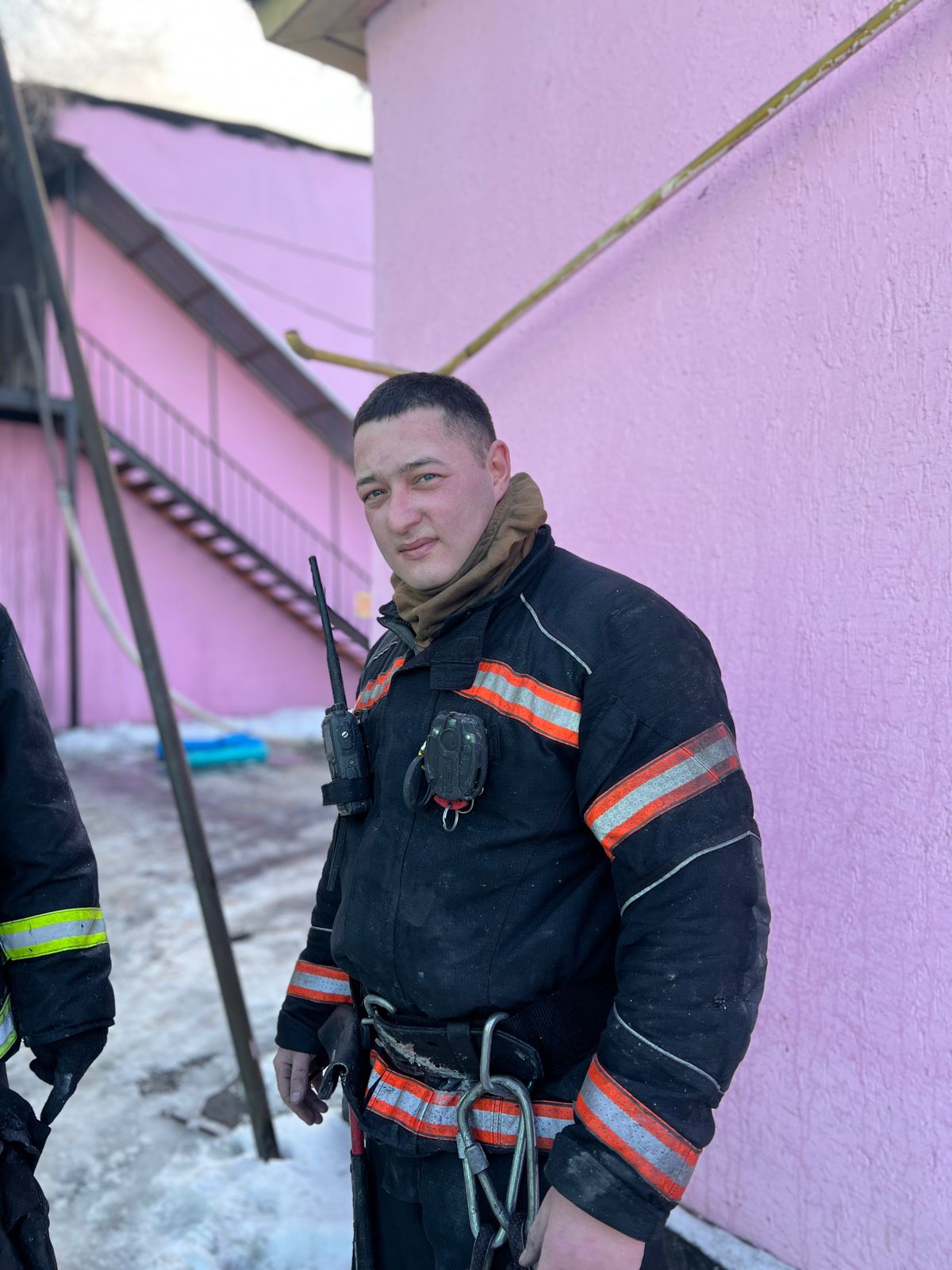 Для нас любая жизнь ценна, за каждую мы стараемся бороться до конца – пожарный-спасатель из Тараза Шухрат Муртаев