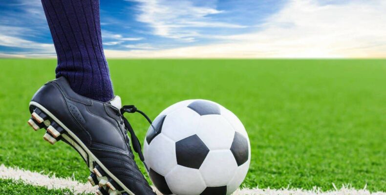 Восемь футбольных команд из трех стран приняли участие в турнире памяти Сеильды Байшакова в Таразе