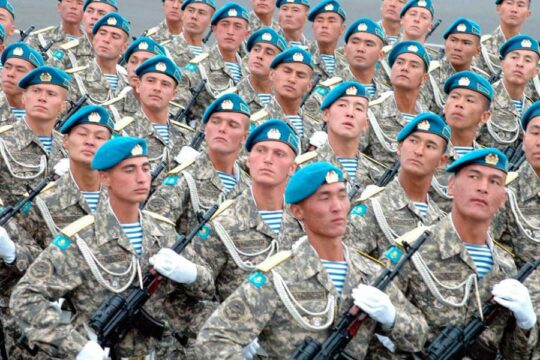Какие возможности дает служба в казахстанской армии — подполковник Ербол Утебаев