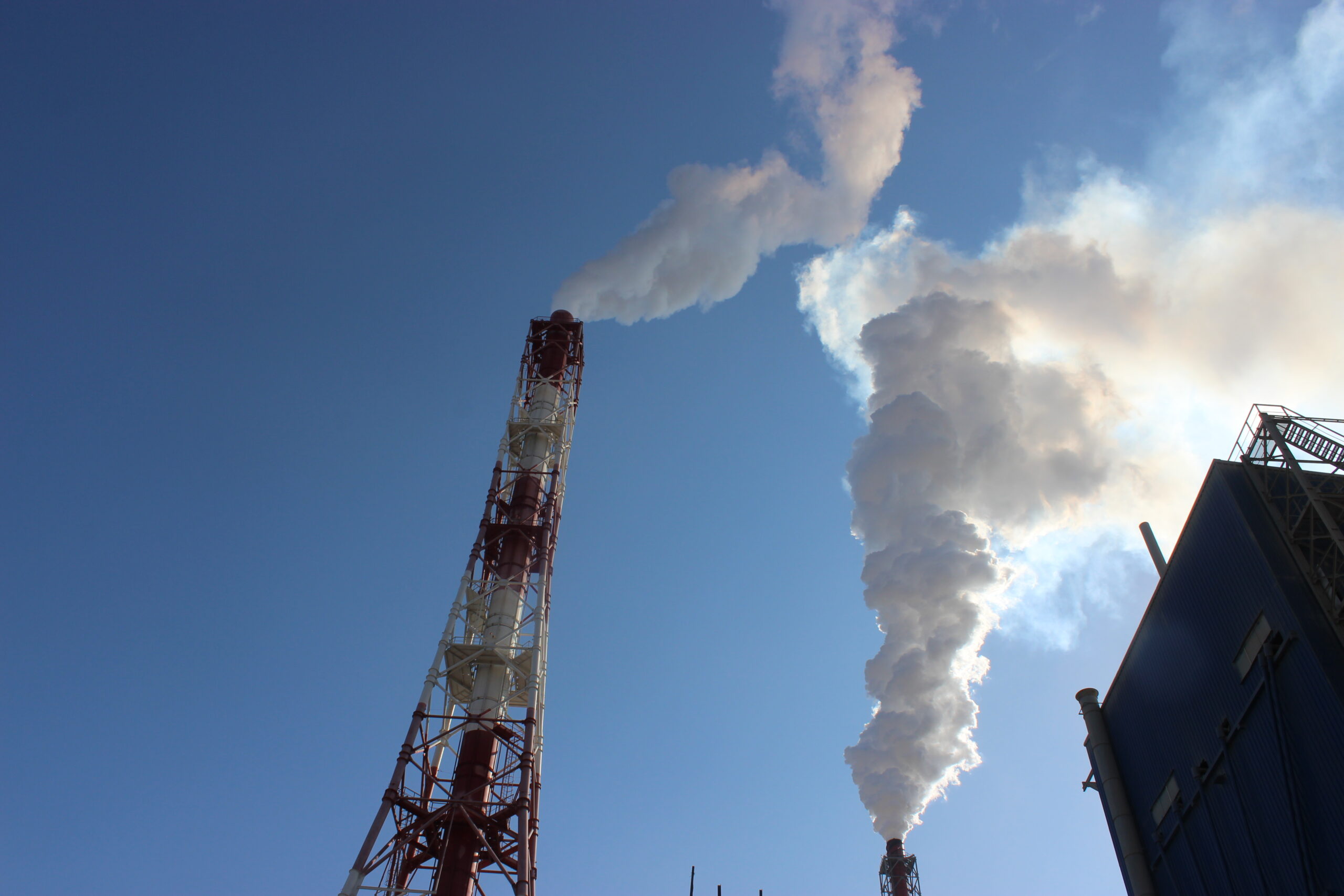 Взрыв на фосфорном заводе прогремел в Таразе