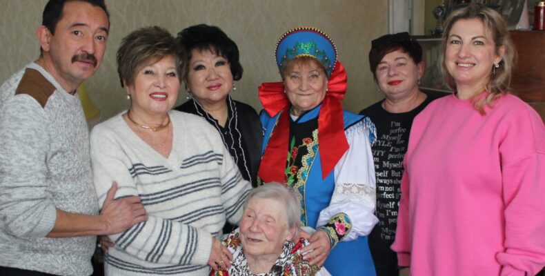 Столетний юбилей отмечает легенда жамбылского театра Вера Левитанус